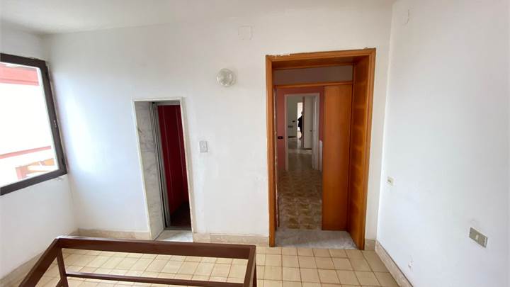Appartamento in Vendita a Casarano 